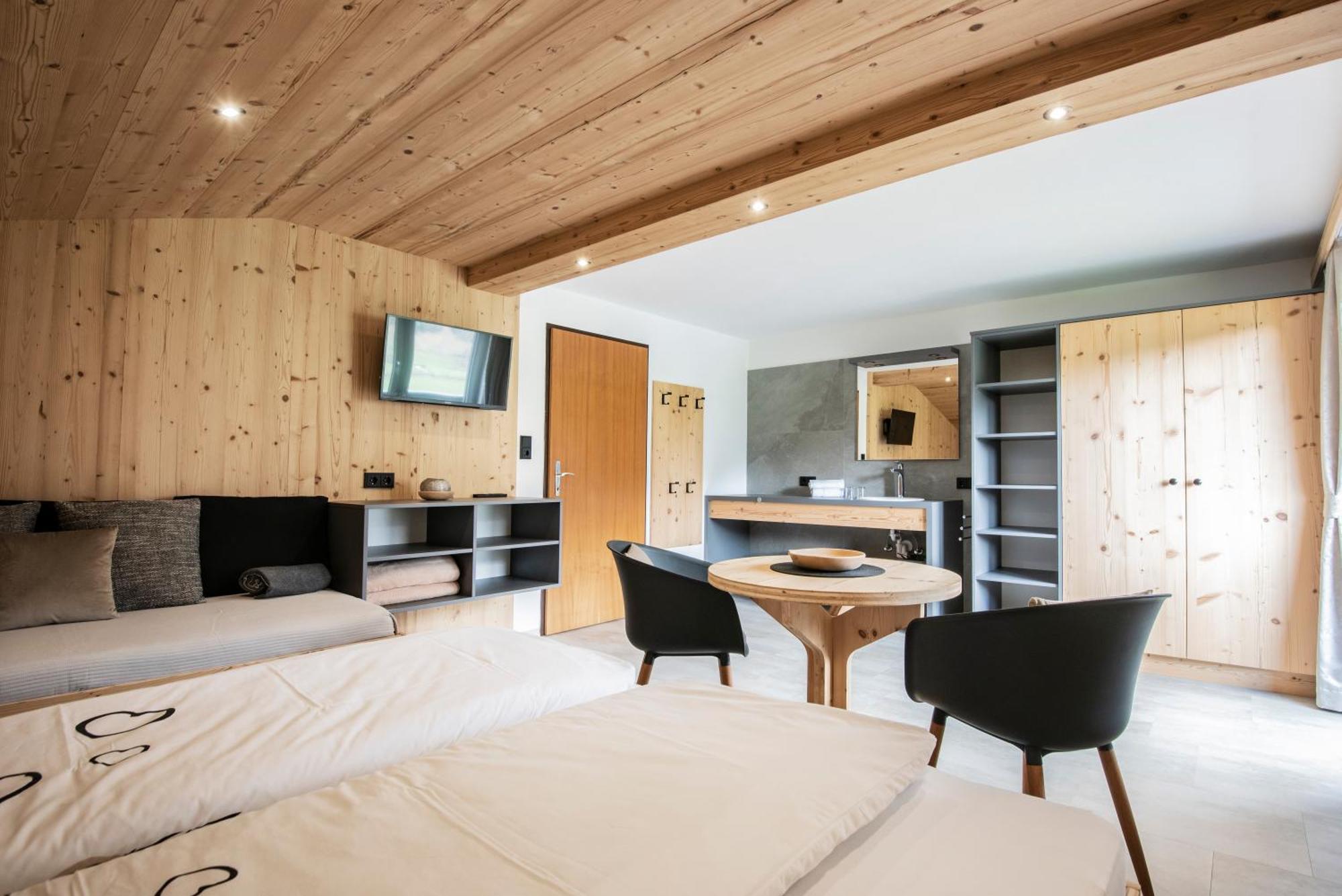 Ferienwohnung Bichler Sonja Matrei in Osttirol Zimmer foto